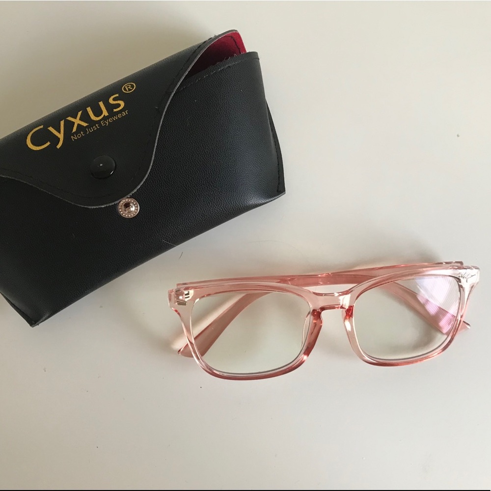 Blue light blocking glasses